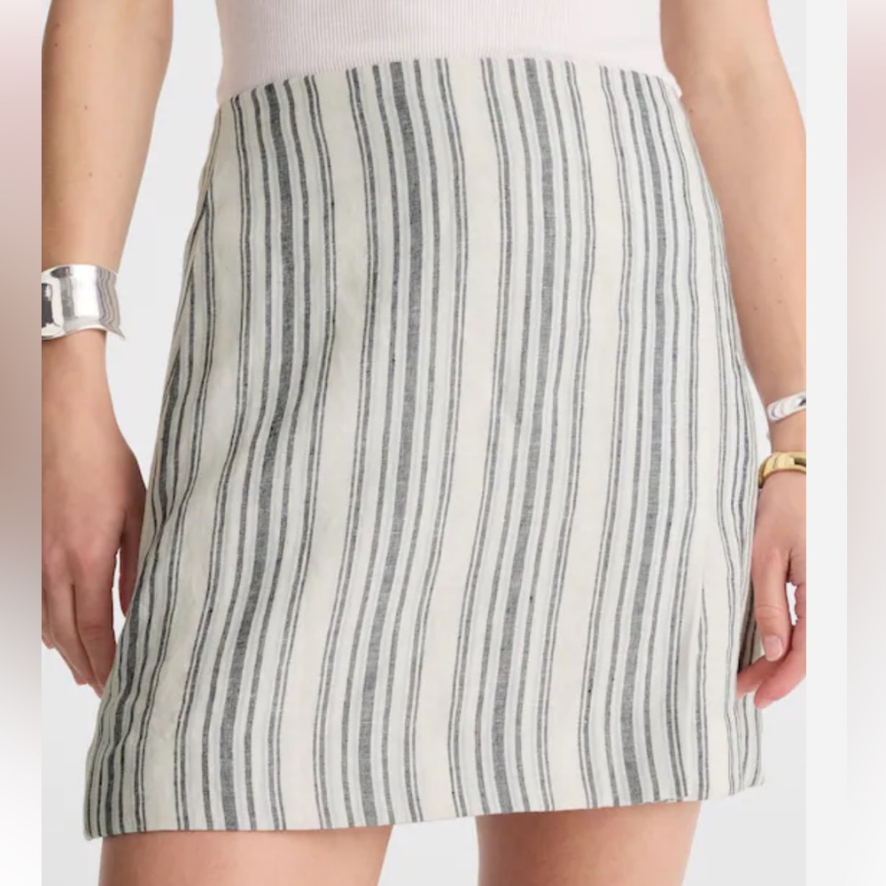 Madewell Single-Pleat Linen Mini Skirt